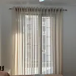 شقة Essy
