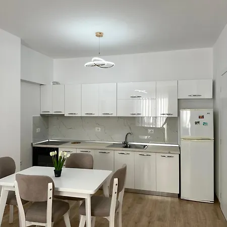 Essy Апартаменты